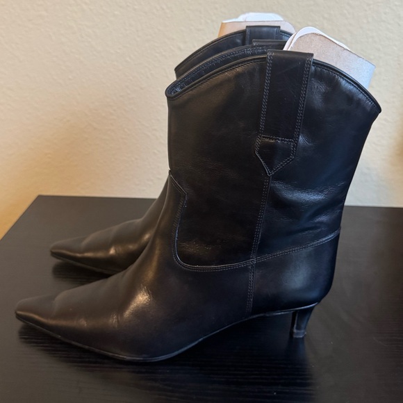 Massimo Dutti Black Leather Heeled Boots - Picture 3 of 6